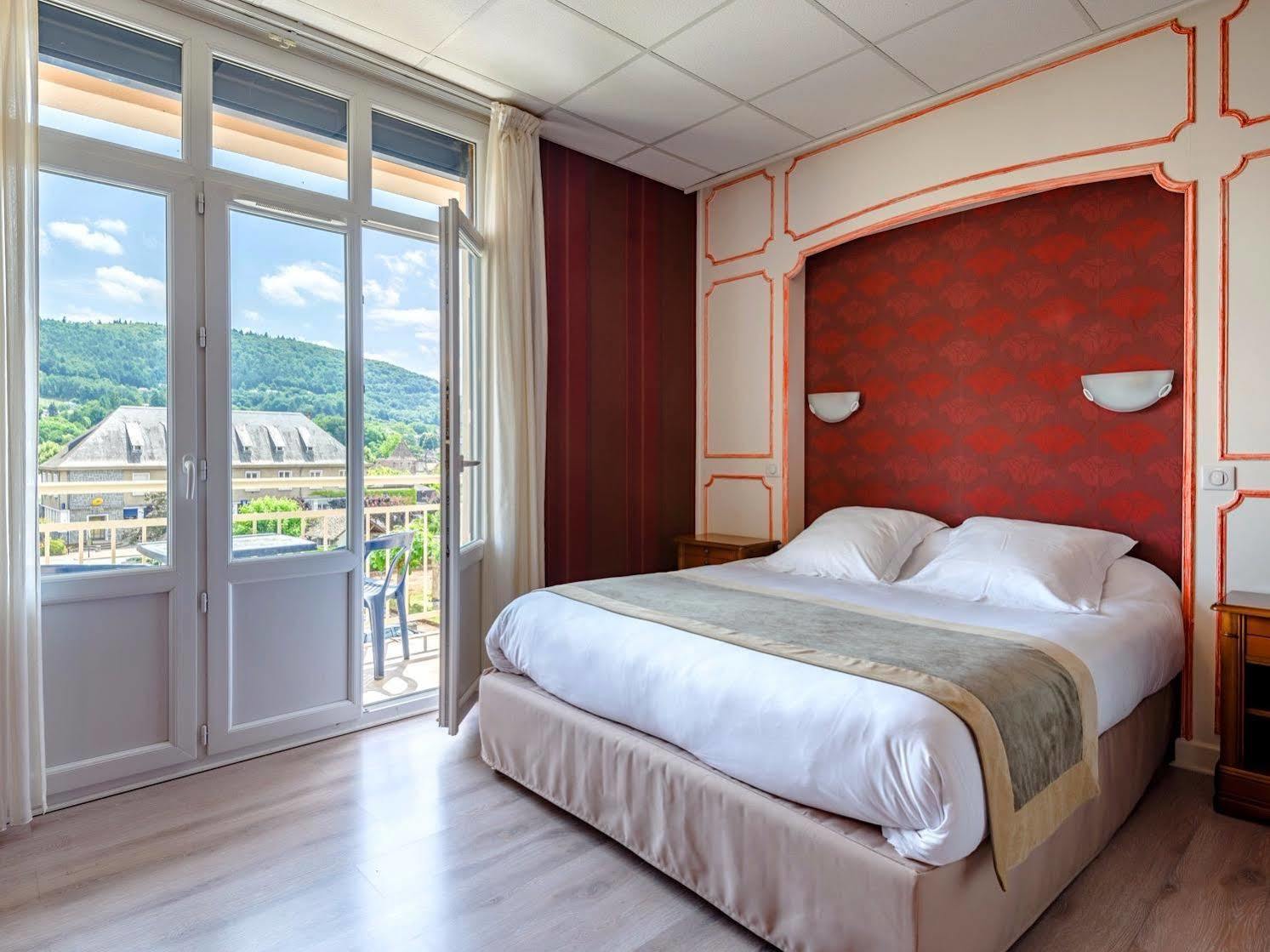 Le Sablier Du Temps Hotel Argentat Exterior photo
